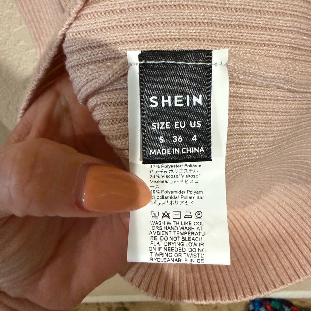 NWOT Blush Pink Sweater Dress Women’s Small Off Shoulder Wrap Style Ribbed Knit - Picture 4 of 4